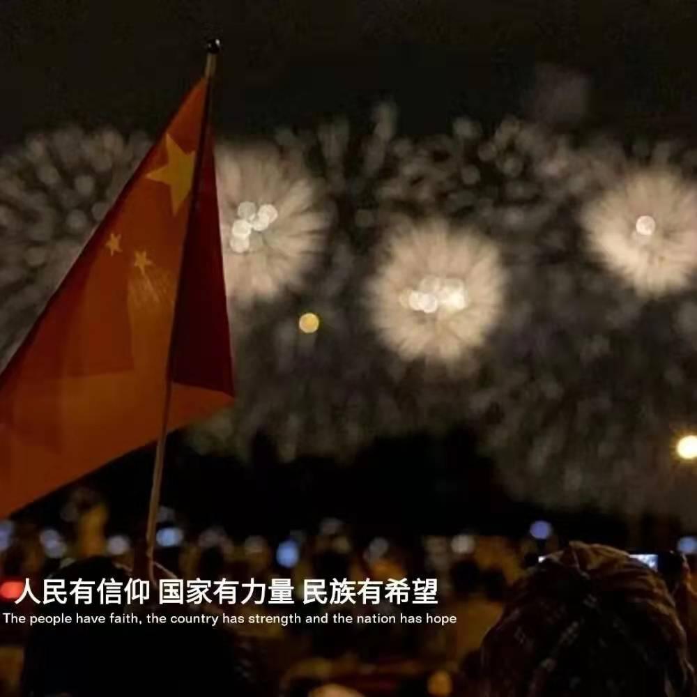 女朋友问我爱他什么 我该怎么回答啊？